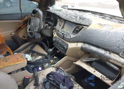 2018 Hyundai Tucson Sel Plus z USA, uszkodzony, nr VIN KM8J3CA43JU771458